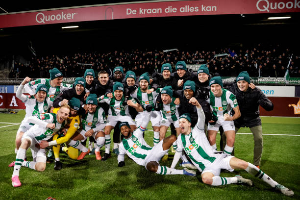 随着比赛的 随着比赛的