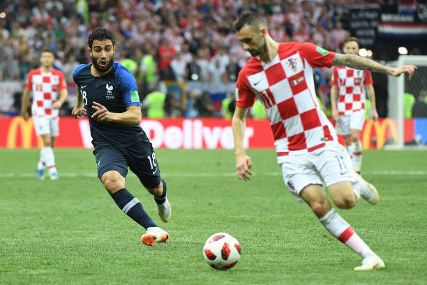 何决定比赛 何决定比赛