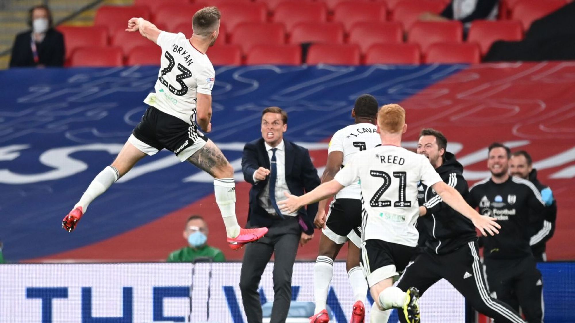 并起到关键 并起到关键